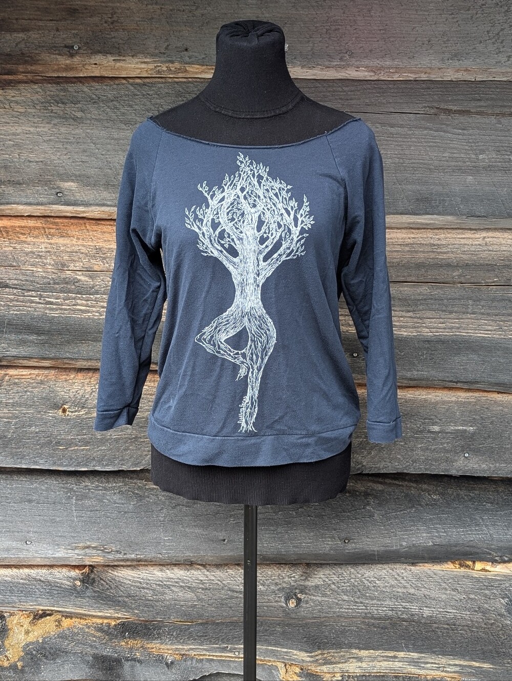 Standing Tree Graphic 3/4 Sleeve Tshirt Navy Artisan Made Size S/M Yoga